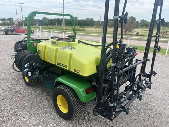 Image of John Deere 2020A equipment image 3