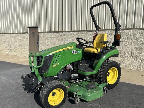 Image of John Deere 2025R Primary image