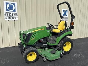 Main image John Deere 2025R