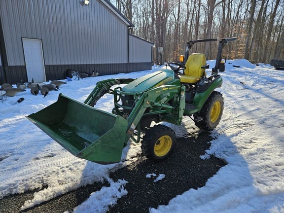 2019 John Deere 2025R Equipment Image0