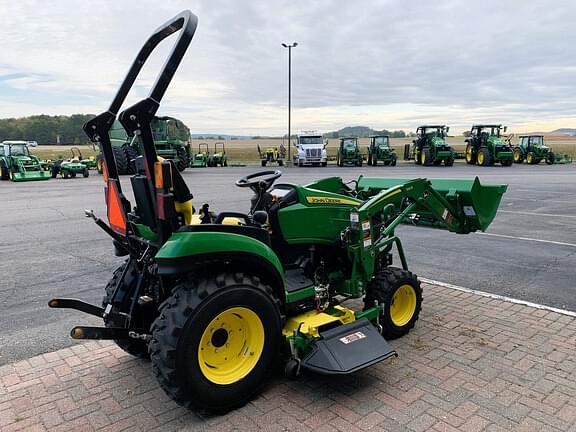 Image of John Deere 2025R equipment image 2