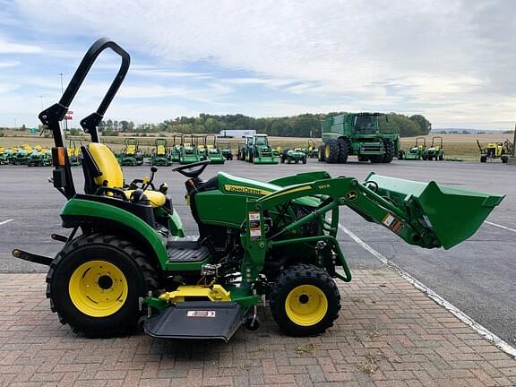 Image of John Deere 2025R equipment image 1