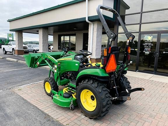 Image of John Deere 2025R equipment image 4