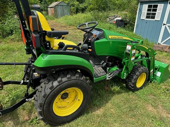 Image of John Deere 2025R equipment image 1