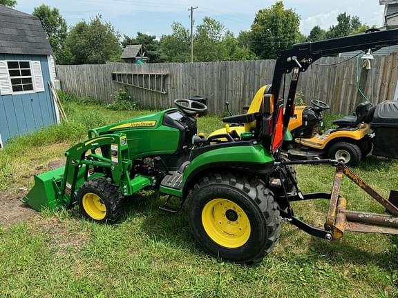 Image of John Deere 2025R Primary image