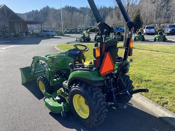 Image of John Deere 2025R equipment image 2