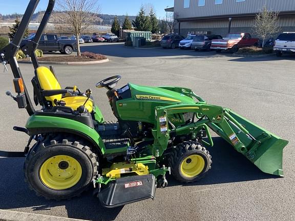 Image of John Deere 2025R equipment image 4