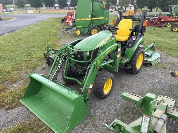 2019 John Deere 2025R Equipment Image0