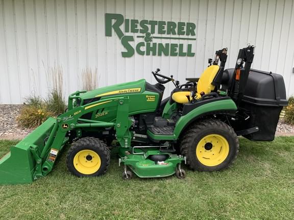 Image of John Deere 2025R equipment image 1