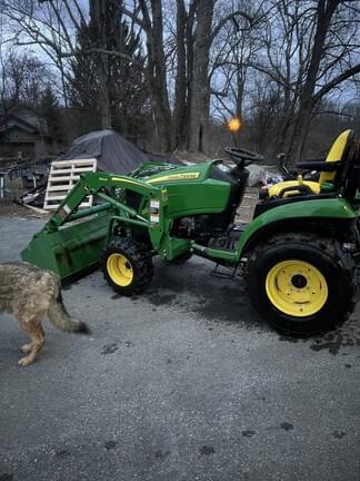 Image of John Deere 2025R Image 1