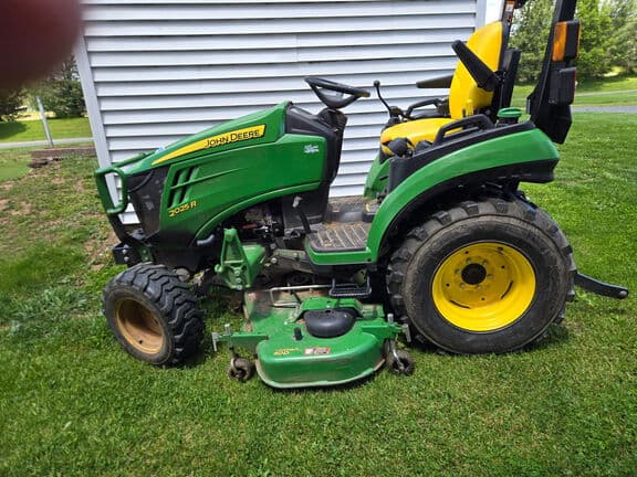 Image of John Deere 2025R Primary image