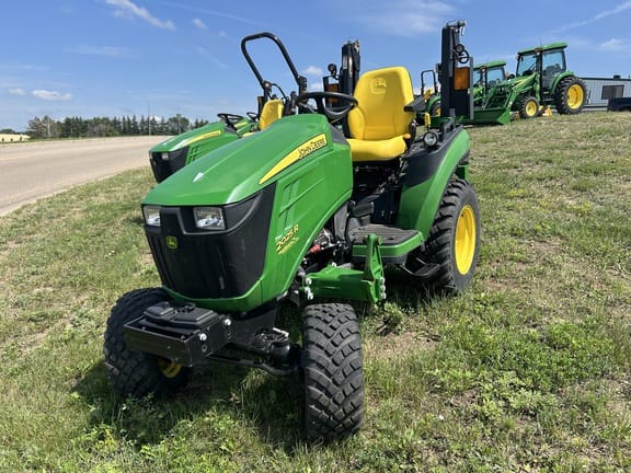 2019 John Deere 2025R Equipment Image0