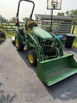 Image of John Deere 2025R Primary image