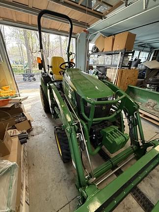 Image of John Deere 2025R equipment image 4