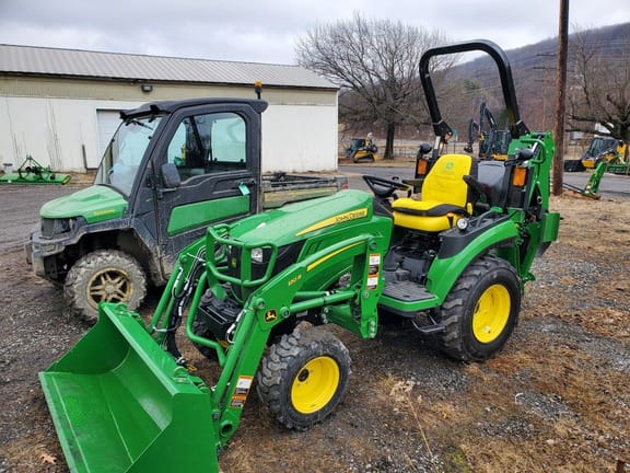 2019 John Deere 2025R Equipment Image0