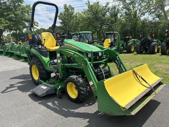 Image of John Deere 2025R equipment image 1