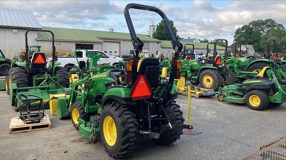 Image of John Deere 2025R equipment image 2