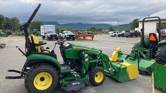 Image of John Deere 2025R equipment image 3