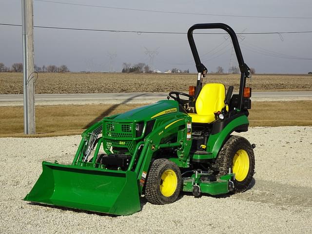 Image of John Deere 2025R equipment image 1