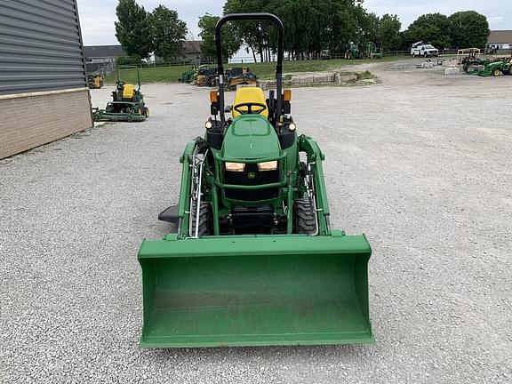 Image of John Deere 2025R equipment image 1