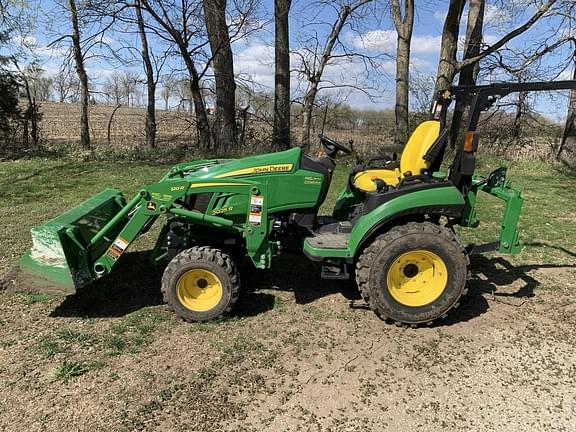 Image of John Deere 2025R equipment image 2