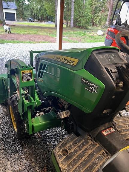 Image of John Deere 2025R equipment image 1