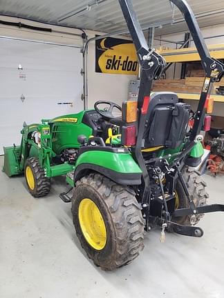 Image of John Deere 2025R Image 1