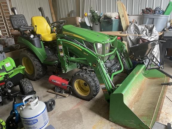 Image of John Deere 2025R Primary image