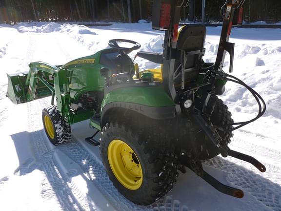 Image of John Deere 2025R equipment image 2