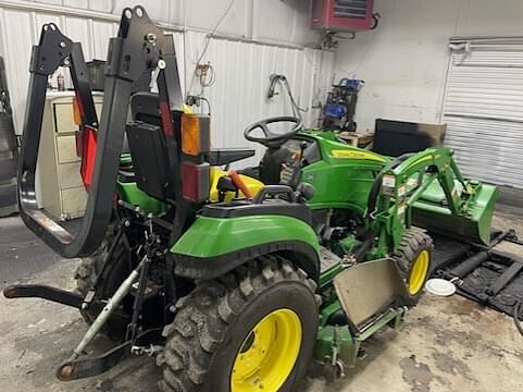 Image of John Deere 2025R equipment image 2