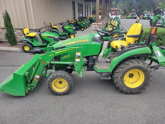 Image of John Deere 2025R equipment image 1