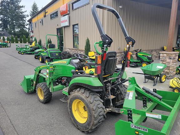 Image of John Deere 2025R equipment image 2