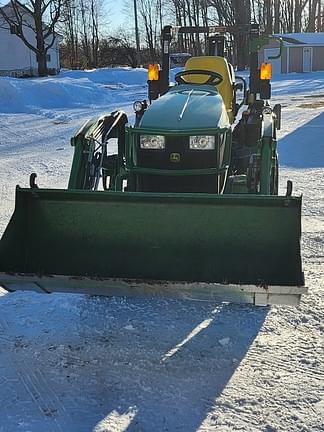 Image of John Deere 2025R Primary image