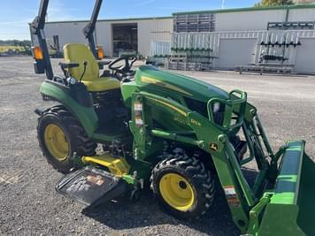 Main image John Deere 2025R