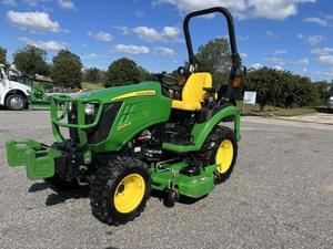 2019 John Deere 2025R Image