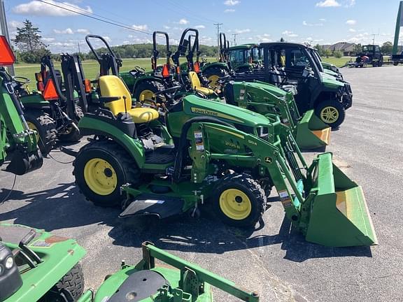 Image of John Deere 2025R equipment image 1