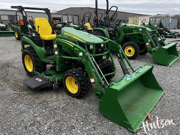 Main image John Deere 2025R