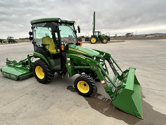 Image of John Deere 2025R equipment image 3