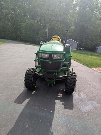 Image of John Deere 2032R equipment image 2