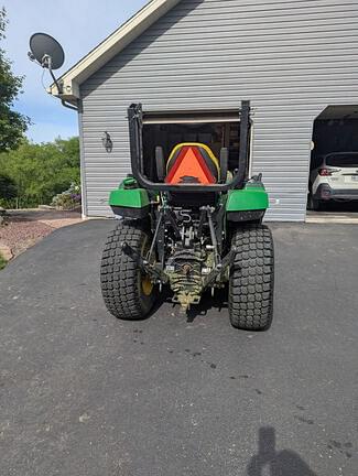 Image of John Deere 2032R equipment image 4