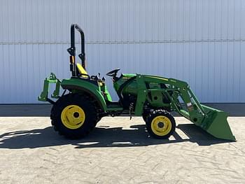 2019 John Deere 2032R Equipment Image0