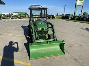 Main image John Deere 2032R 8