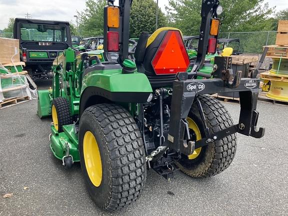 Image of John Deere 2032R equipment image 4