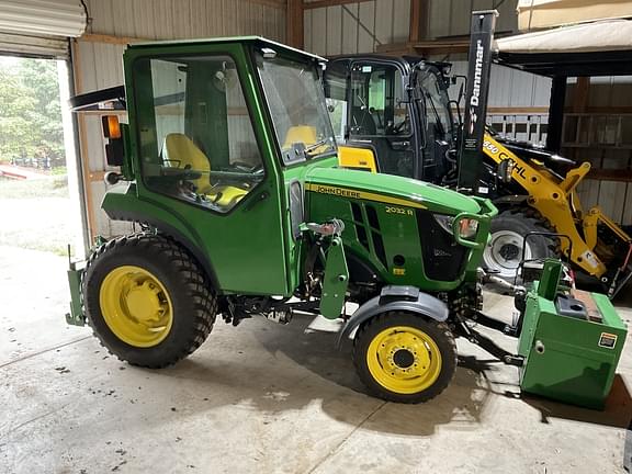 Image of John Deere 2032R Primary image
