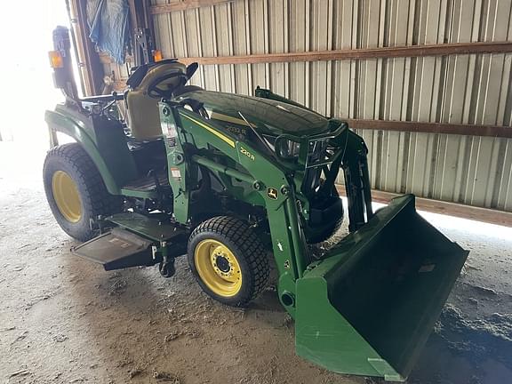 Image of John Deere 2032R Primary image