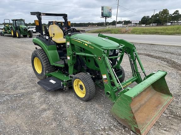 Image of John Deere 2032R equipment image 2