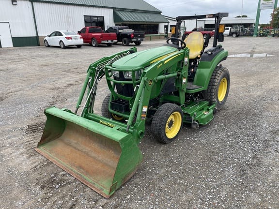Main image John Deere 2032R