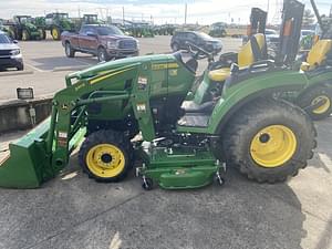 2019 John Deere 2032R Image