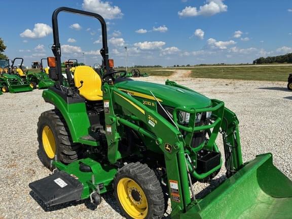 Image of John Deere 2032R equipment image 1