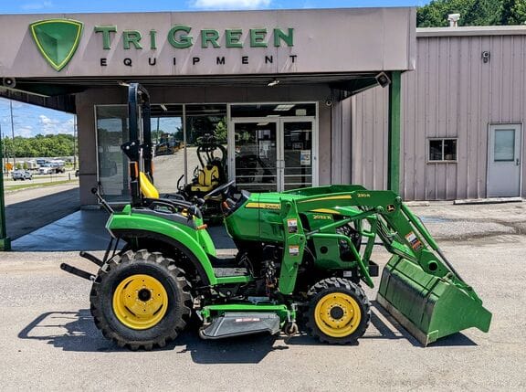 Main image John Deere 2032R